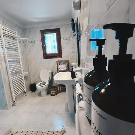 Authentic With Private Pool & Stunning View Σπίτι διακοπών