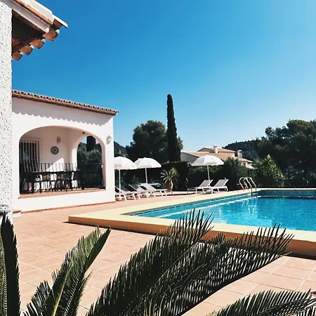 Authentic With Private Pool & Stunning View Σπίτι διακοπών Adsubia