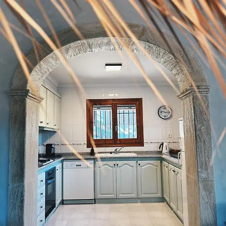 Σπίτι διακοπών Authentic With Private Pool & Stunning View *